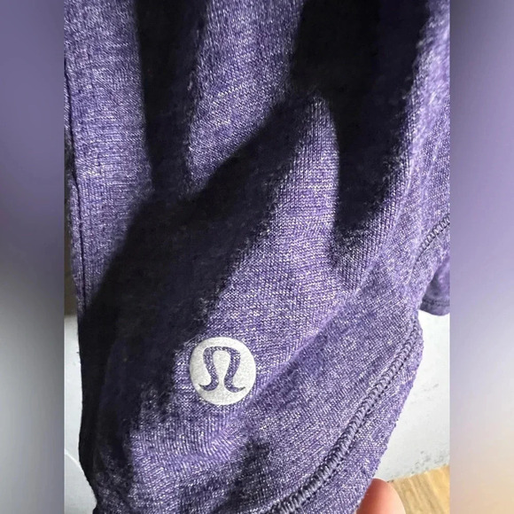 Lululemon Twist and Reach Tank in Heathered Aeon. Size 12 - Picture 11 of 11